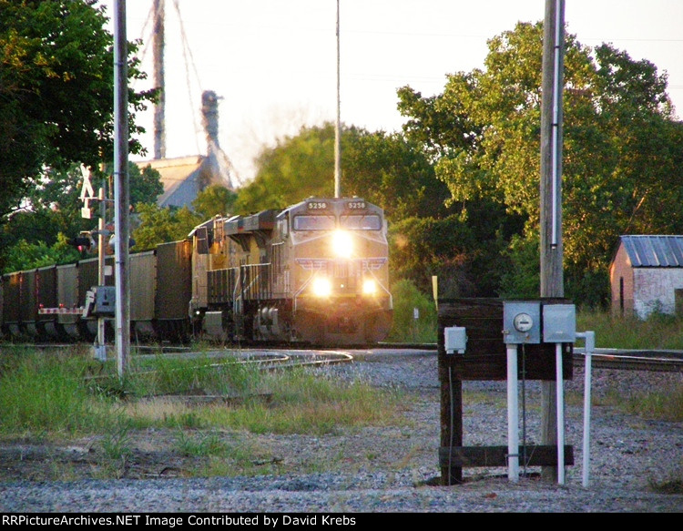 Fast coal train SB at the Main St. crossing.